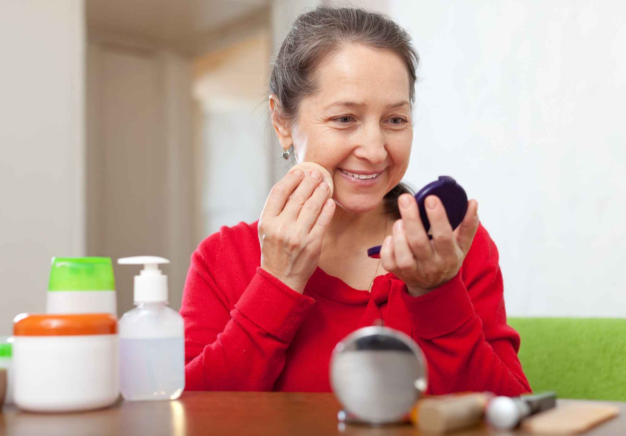 Article Perawatan Anti Aging Terbaik: Solusi Non-Bedah untuk Wajah Kencang & Awet Muda