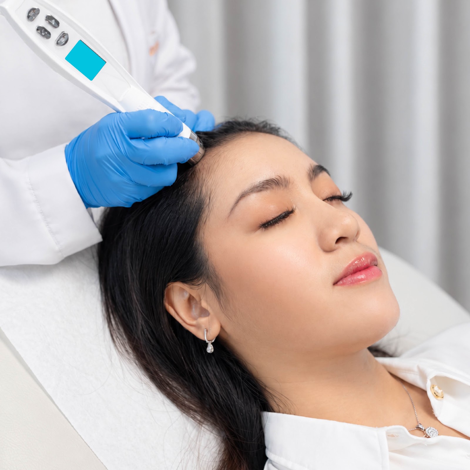 Image Anti Hair Fall Therapy by Microtherapy