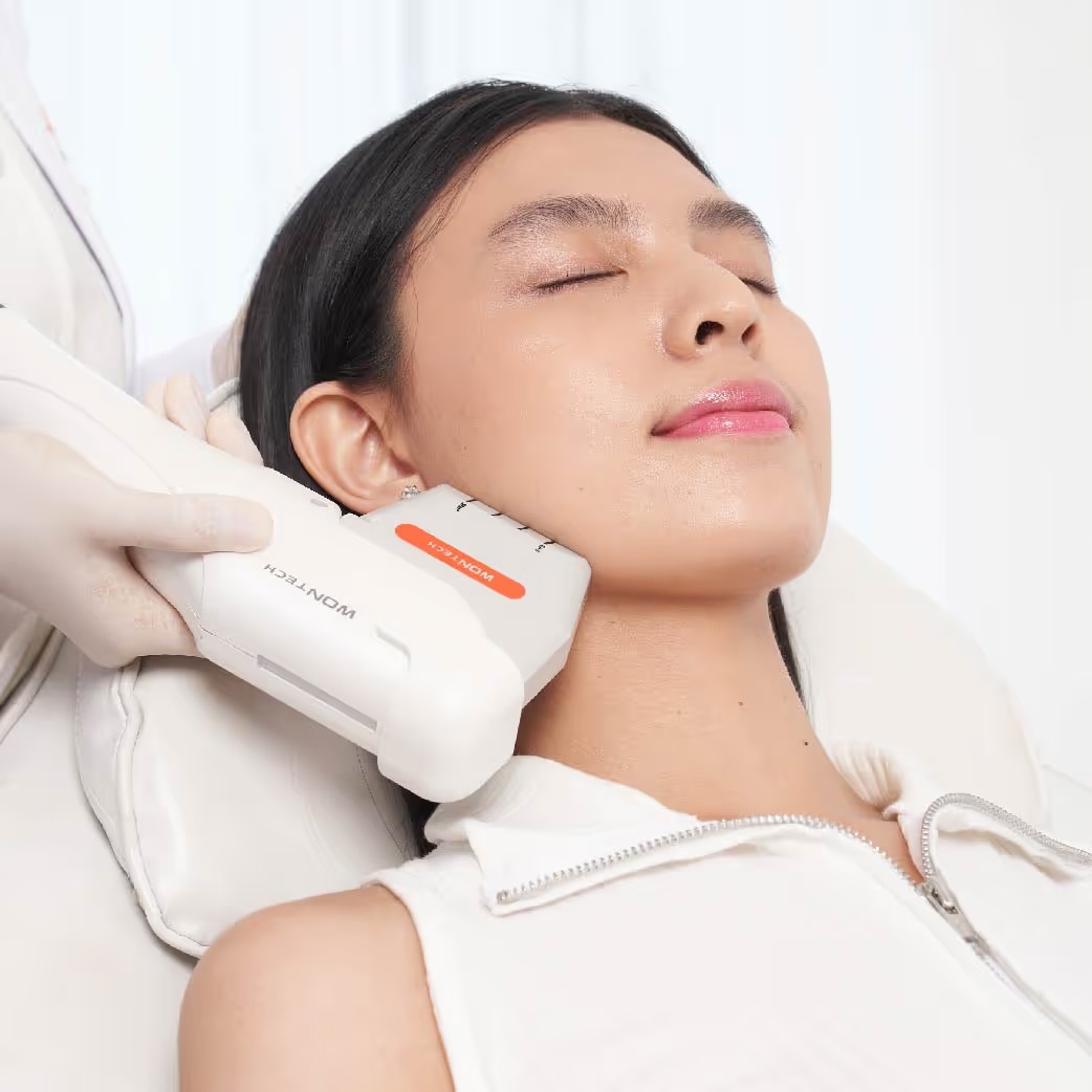 Article Cara Mengencangkan Pipi yang Turun dengan 3 Treatment Advance Ini