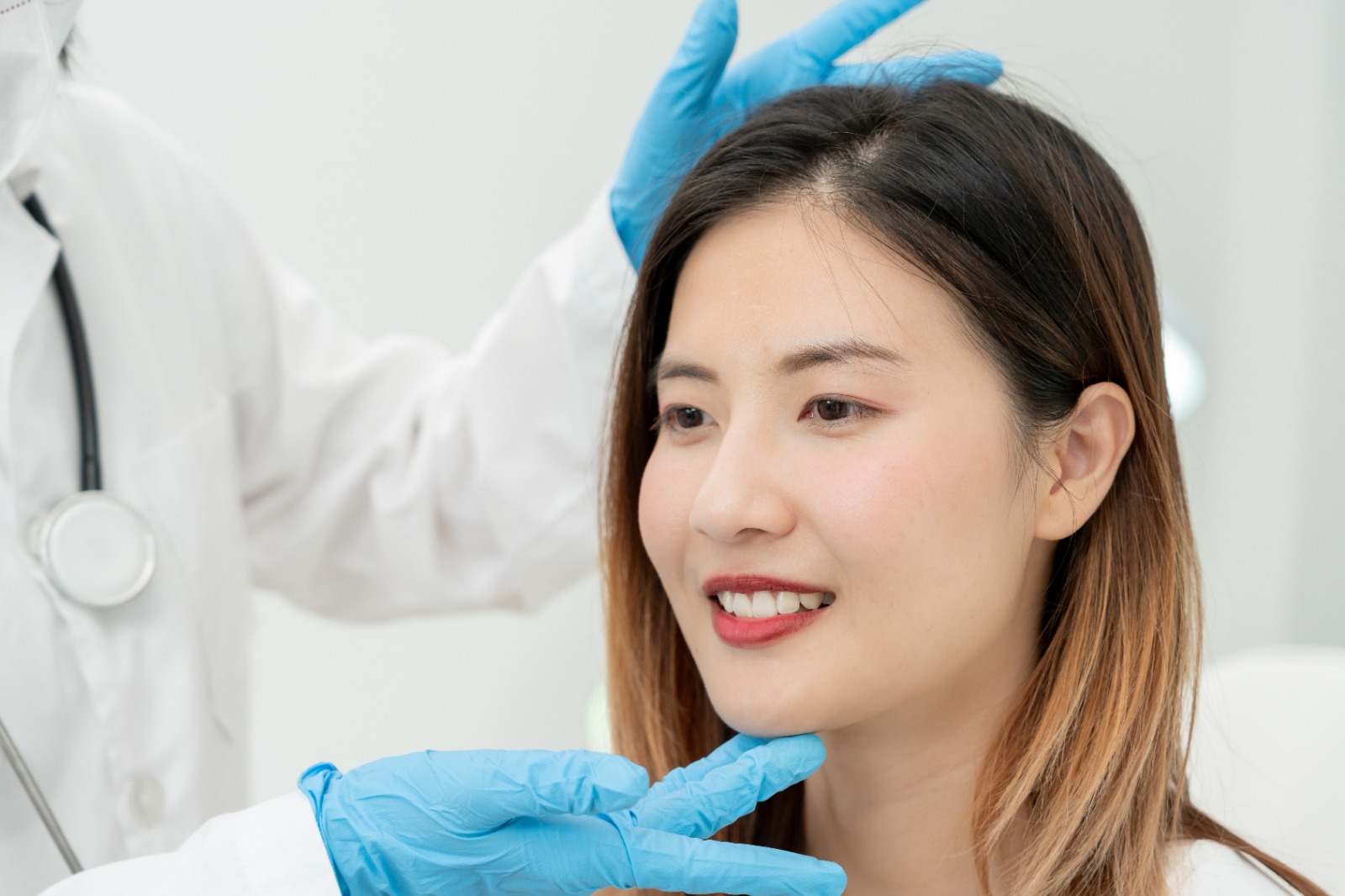 Article Kapan Sih Kita Harus Mulai Contouring Treatment? Ini Jawabannya!